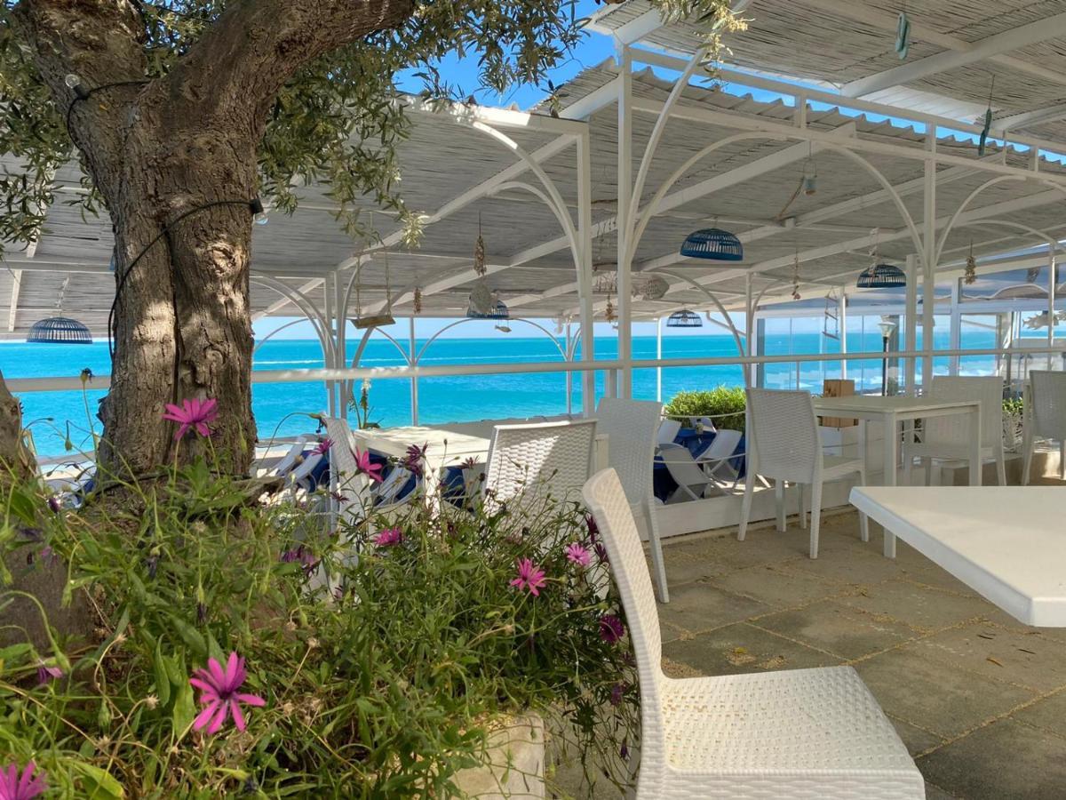 B&B Direttamente Sul Mare Da Antonino Mattinata Exterior foto