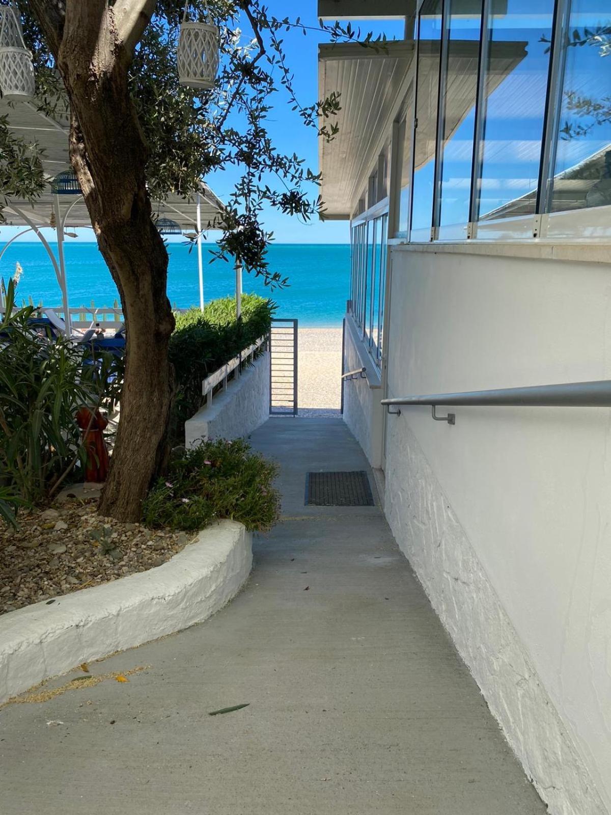 B&B Direttamente Sul Mare Da Antonino Mattinata Exterior foto